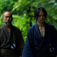 Killing: Sosuke Ikematsu e Tatsuya Nakamura in una scena del film