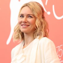 Venezia 2018: una foto di Naomi Watt al photocall delle giurie