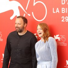 Venezia 2018: Emma Stone, Yorgos Lanthimos al photocall de La favorita