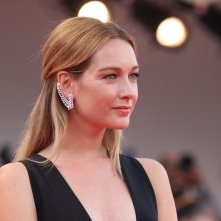 Venezia 2018: un primo piano di Cristiana Capotondi sul red carpet di Roma