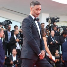 Venezia 2018: Taika Waititi sul red carpet di apertura