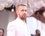 Ryan Gosling, che delirio a Venezia per il primo divo sul red carpet!