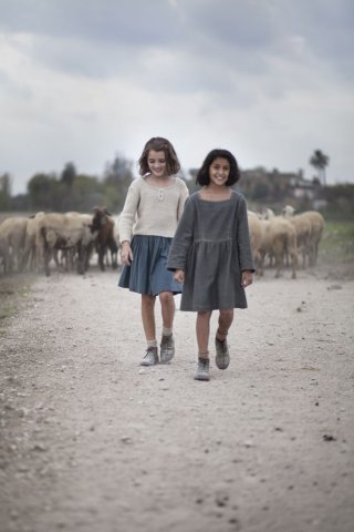 44960 L Amica Geniale My Brilliant Friend From Left Elisa Del Genio Young Elena Ludovica Nasti Young Lila Photo By Eduardo Castaldo