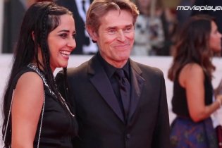 Willem Dafoe, Vince Vaughn e Mads Mikkelsen sul red carpet di Venezia 75