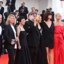 Venezia 2018: la giuria sul red carpet di chiusura