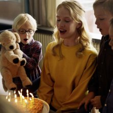 Girl: Victor Polster in un'immagine di gruppo del film