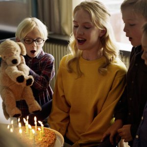 Girl: Victor Polster in un'immagine di gruppo del film