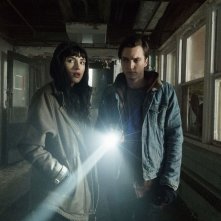 Sei ancora qui - I Still See You: Bella Thorne e Richard Harmon in un'immagine del film