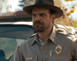 Stranger Things: David Harbour celebra un matrimonio in versione Hopper