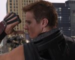 Avengers 4: Jeremy Renner svela un'immagine di Hawkeye malconcio e livido