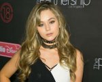 Stargirl: Brec Bassinger protagonista della serie