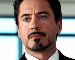 Iron Man: Robert Downey jr. svela la macchinetta da caffè stile Tony Stark