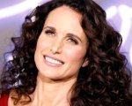 Andie MacDowell star del thriller Ready or Not