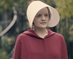 The Handmaid's Tale: è polemica per il sexy costume di Halloween