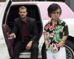 My Dinner with Herve: Peter Dinklage e Jamie Dornan nel trailer del film HBO