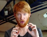 Domhnall Gleeson nel pilot della romcom HBO Run