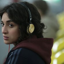Quasi nemici: Camelia Jordana in una scena del film
