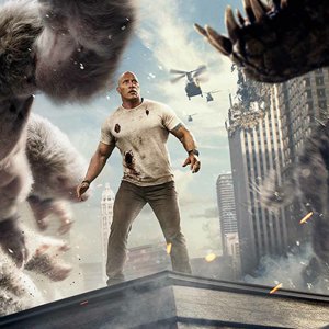 Dwayne Johnson in una scena di Rampage - Furia animale