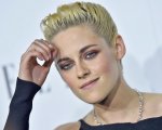 Charlie's Angels: Kristen Stewart e Noah Centineo nella prima foto dal set
