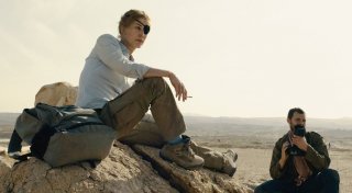 A Private War Rosamund Pike Jamie Dornan2