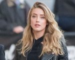 Amber Heard ricorda l'importanza di #MeToo leggendo una lettera sul divorzio da Depp