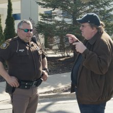 Fahrenheit 11/9: Michael Moore in un momento del documentario