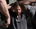 Arrow: Stephen Amell parla dei cambiamenti nella stagione 7 e dà un consiglio a Ruby Rose