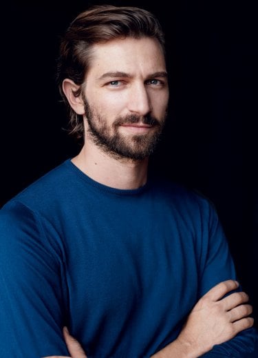 Michiel Huisman4