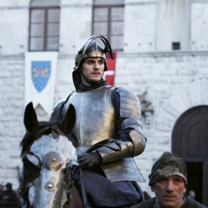 I Medici 2, Daniel Sharman con indosso l'armatura