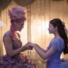 The Nutcracker and the Four Realms: Keira Knightley e Mackenzie Foy in una foto del film