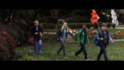 Piccoli Brividi 2: i fantasmi di Halloween - Clip 'Mr. Chu'