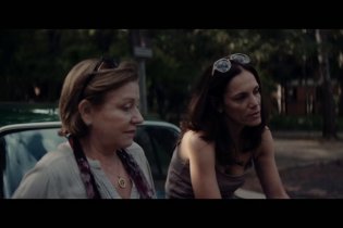 Le ereditiere - Clip 'Chela e Angy'