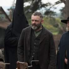 Apostolo: Michael Sheen in una scena del film Netflix