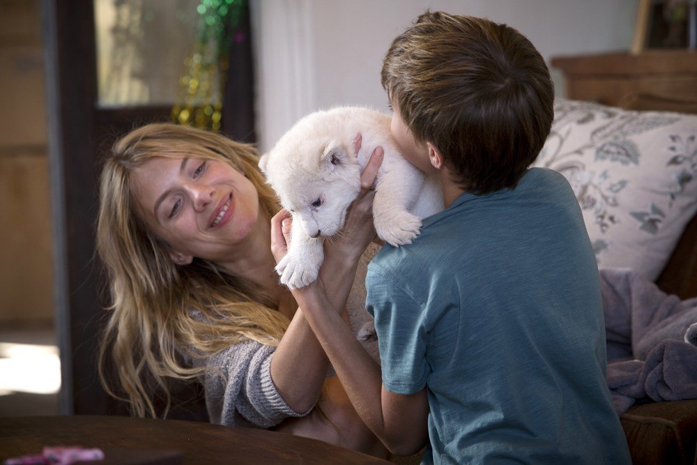 Mia e il Leone Bianco (2019) Mia e il Leone Bianco (2019)