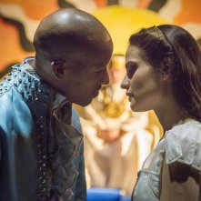 Il Flauto Magico di Piazza Vittorio: Violetta Zironi ed Ernesto Lopez Maturell in una scena del film