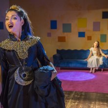 Il Flauto Magico di Piazza Vittorio: Violetta Zironi e Petra Magoni in una scena del film