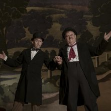 Stanlio e Ollio: Steve Coogan e John C. Reilly in una scena del film