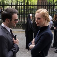 Daredevil: Charlie Cox e Deborah Ann Woll nell'episodio Un pezzo di carta