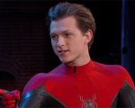 Tom Holland in costume da Spider-Man al Jimmy Kimmel Live!