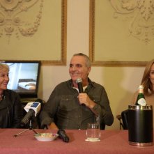 Pezzi unici: la regista Cinzia Th. Torrini con Giorgio Panariello e Fabrizia Sacchi