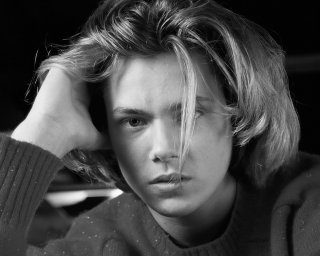 River Phoenix Eklv97T
