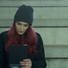 Zen sul ghiaccio sottile: Susanna Acchiardi in una scena del film