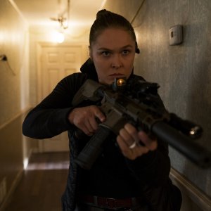 Red Zone - 22 miglia di fuoco: Ronda Rousey in una scena del film