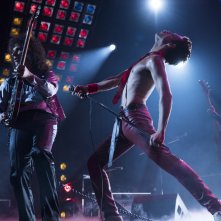 Bohemian Rhapsody: Rami Malek e Gwilym Lee in una scena del film