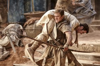 Robin Hood Taron Egerton3