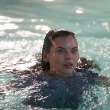 Siren: Eline Powell nell'episodio Interview with a Mermaid