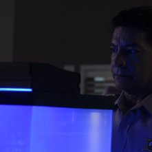 Siren: Gil Birmingham nell'episodio Dead in the Water
