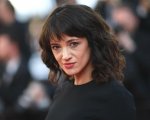 Asia Argento insulta la madre dopo il bacio con Fabrizio Corona