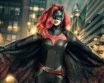 Elseworlds: Batwoman in azione in una nuova foto del crossover