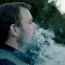 Happy New Year, Colin Burstead: Neil Maskell in una scena del film